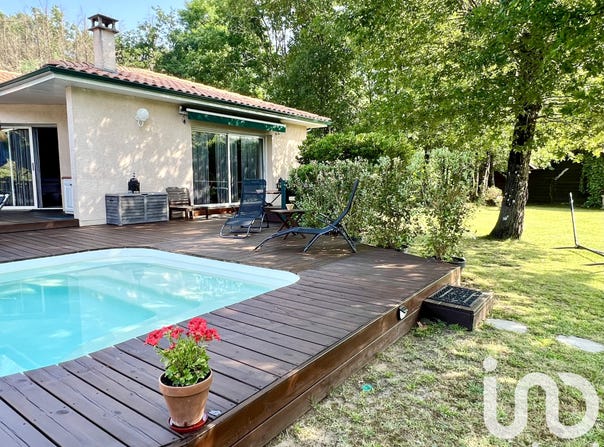 Salles, Nouvelle-Aquitaine 33770