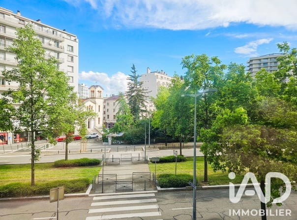 Grenoble, Auvergne-Rhône-Alpes 38100