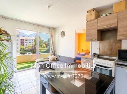 6, Rue des Rochassons, EMBRUN, Provence-Alpes-Côte d'Azur 05200