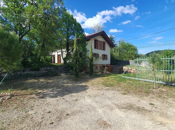 Crémieu, Isère 38460