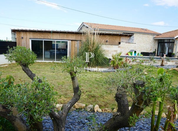 Saint-Pierre-de-Bat, Aquitaine 33760