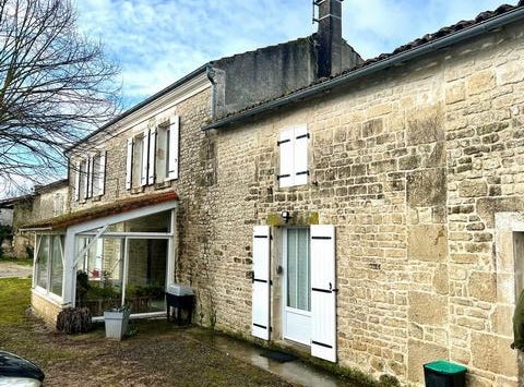 Paille, Poitou-Charentes 17470