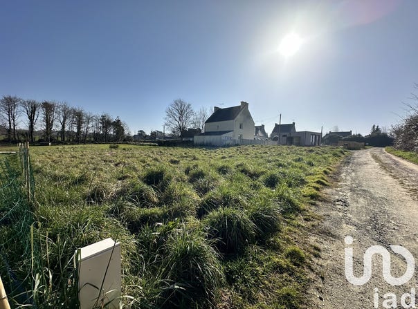 Pouldreuzic, Brittany 29710