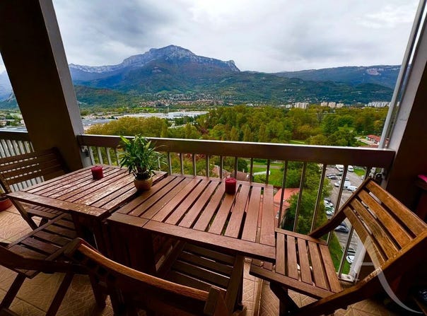 GRENOBLE, Auvergne-Rhône-Alpes 38100