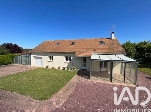 Guichainville, Normandy 27930
