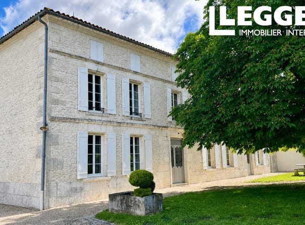 Cognac, Nouvelle-Aquitaine 16100