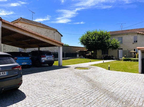 Agen, Aquitaine 47000