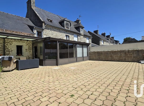 Bobital, Brittany 22100