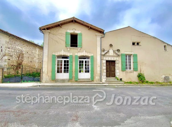 Jonzac, Charente-Maritime 17500