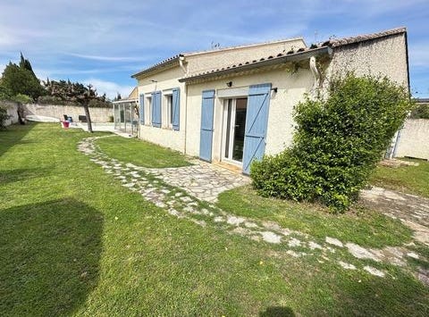 Sarrians, Provence-Alpes-Côte d'Azur 84260