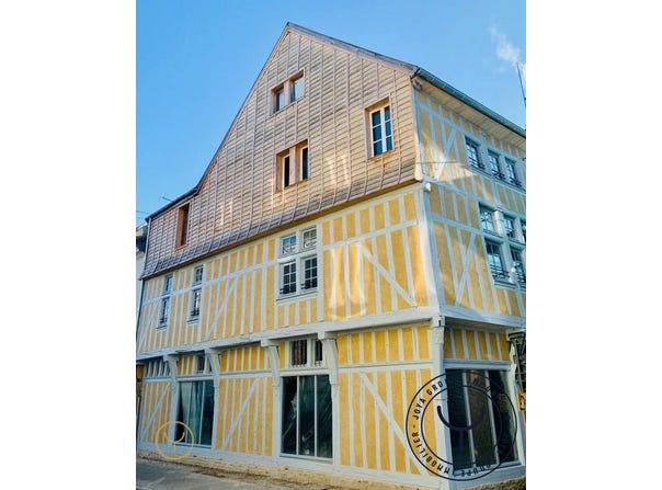 Troyes, Aube 10000