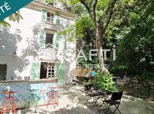 Cotignac, Provence-Alpes-Côte d'Azur 83570