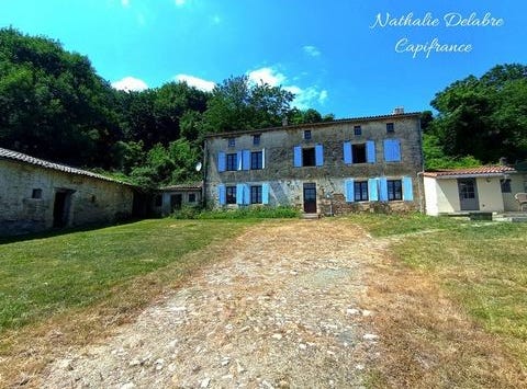 SAIVRES, Poitou-Charentes 79400