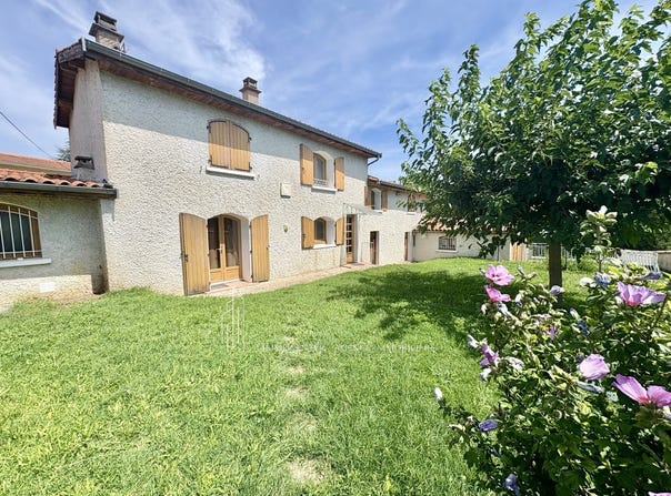 Roussillon, Auvergne-Rhône-Alpes 38150