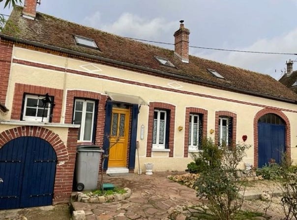 Sens, Yonne 89100