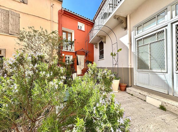 Elne, Languedoc-Roussillon 66200
