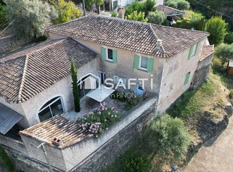 Apt, Provence-Alpes-Côte d'Azur 84400