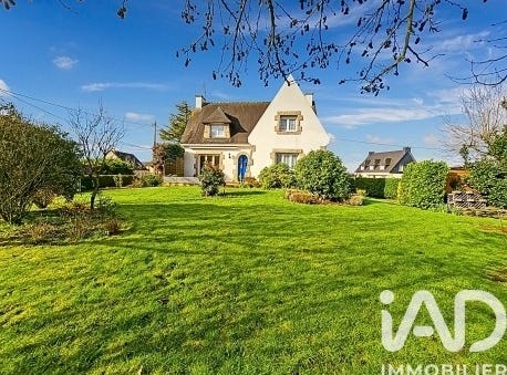 Pontivy, Brittany 56300
