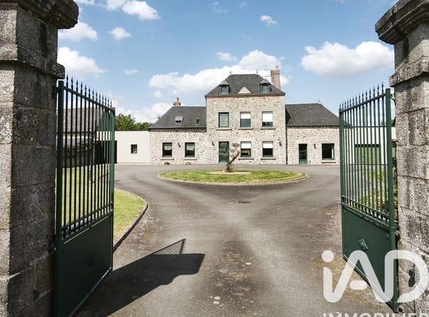 Mayenne, Pays de la Loire 53100