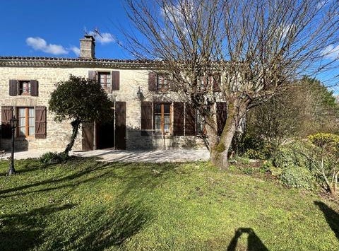 Nere, Poitou-Charentes 17510