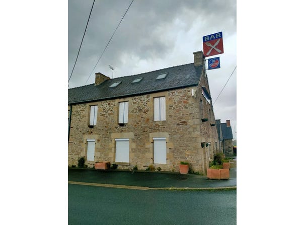 Jugon-les-Lacs, Côtes-d'Armor 22270
