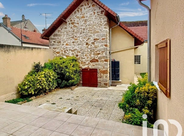 Nogent-sur-Seine, Grand Est 10400