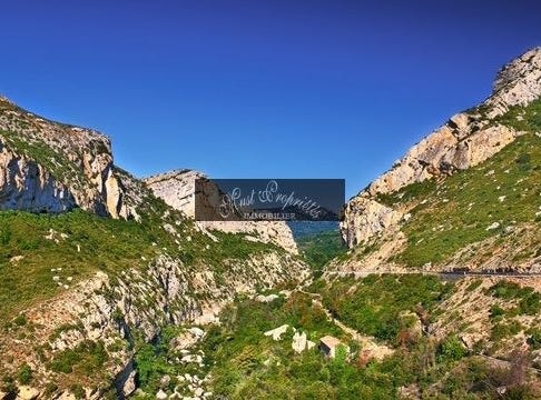 Lagrasse, Languedoc-Roussillon 11220