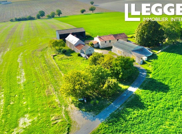 Saint-Gervais-les-Trois-Clochers, Nouvelle-Aquitaine 86230