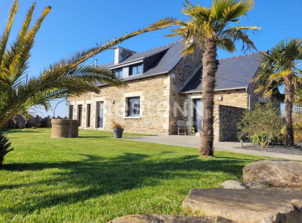 Plouha, Brittany 22580