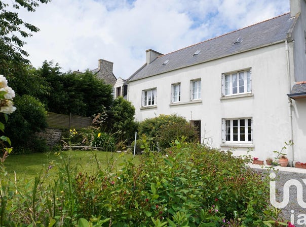 Plouescat, Brittany 29430