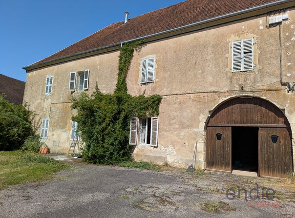 VESOUL, Bourgogne-Franche-Comté 70000
