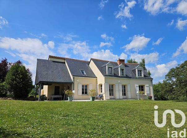 Montval-sur-Loir, Pays de la Loire 72500