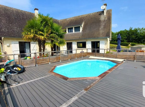 Normanville, Normandy 27930