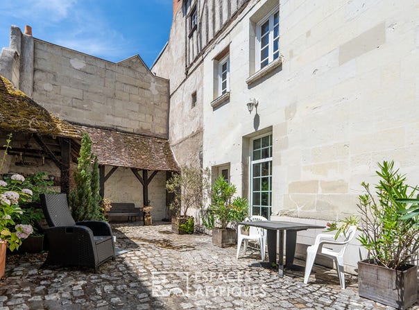 TOURS, Centre-Val de Loire 37000