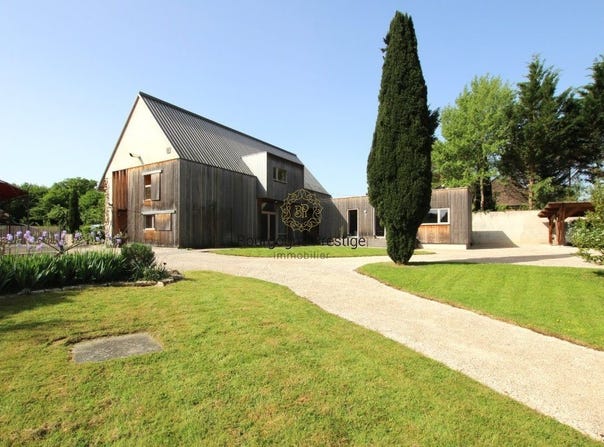 Chalon-sur-Saône, Burgundy 71100
