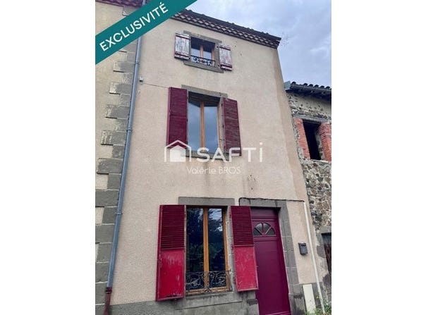 Montaigut-Le-Blanc, Auvergne 63320