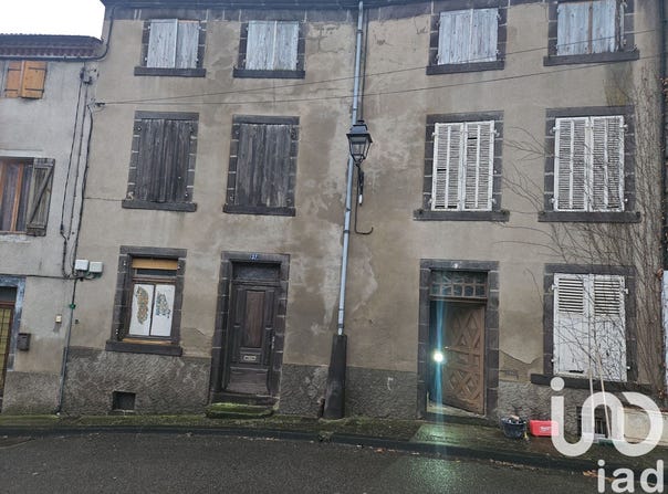 Maringues, Auvergne-Rhône-Alpes 63350