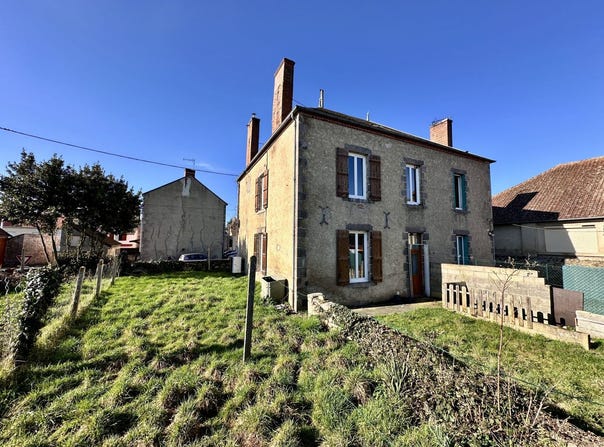 TREIGNAT, Auvergne-Rhône-Alpes 03380