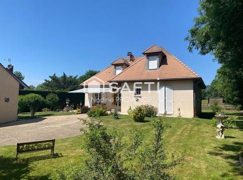 Auxy, Bourgogne 71400