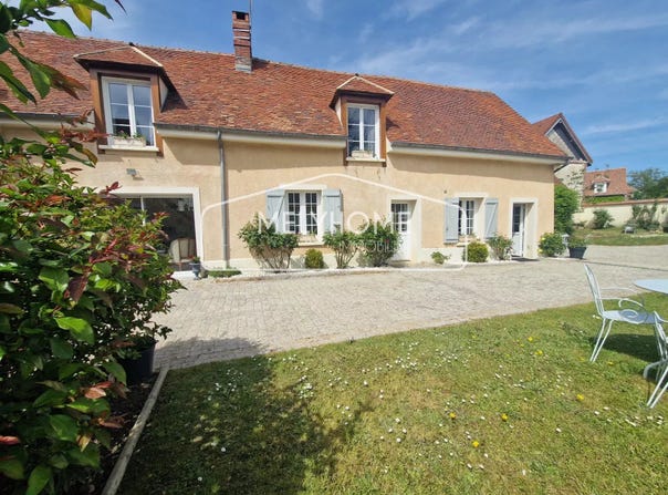 Maintenon, Eure-et-Loir 28130