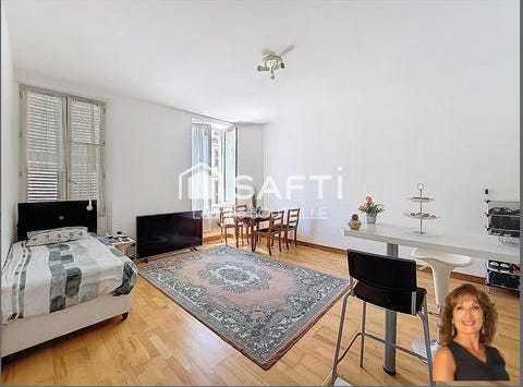Salon-De-Provence, Provence-Alpes-Côte d'Azur 13300