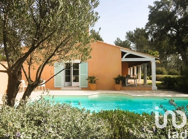 Pierrefeu-du-Var, Provence-Alpes-Côte d'Azur 83390