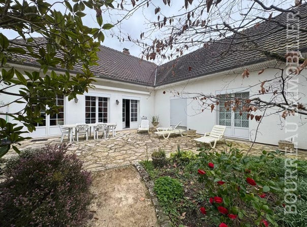 Joigny, Yonne 89300