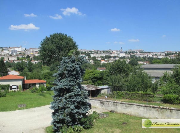 Angoulême, Charente 16000