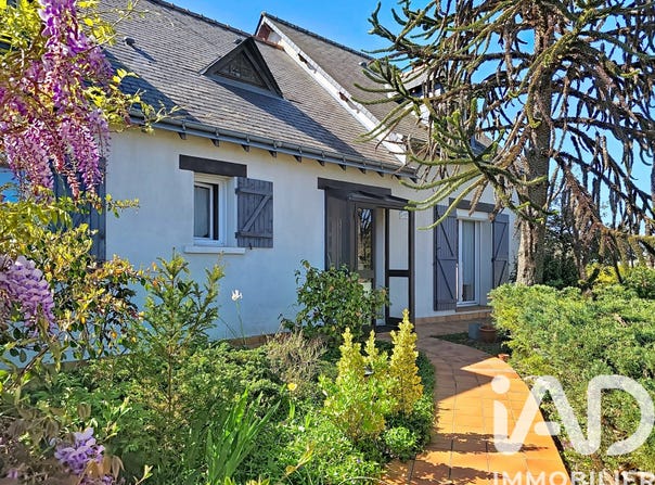 Luynes, Centre-Val de Loire 37230