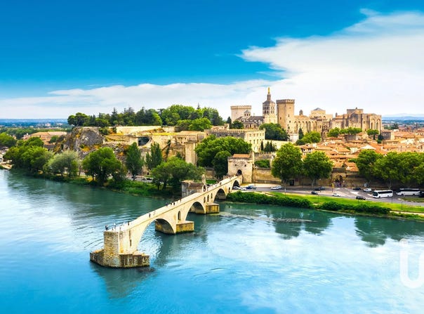 Avignon, Provence-Alpes-Côte d'Azur 84000