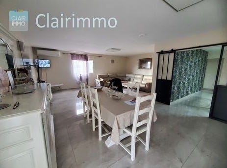 Velaux, Provence-Alpes-Côte d'Azur 13880