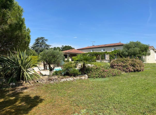 Agen, Aquitaine 47000