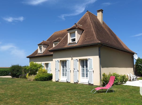 Le Plessis-Hébert, Normandy 27120