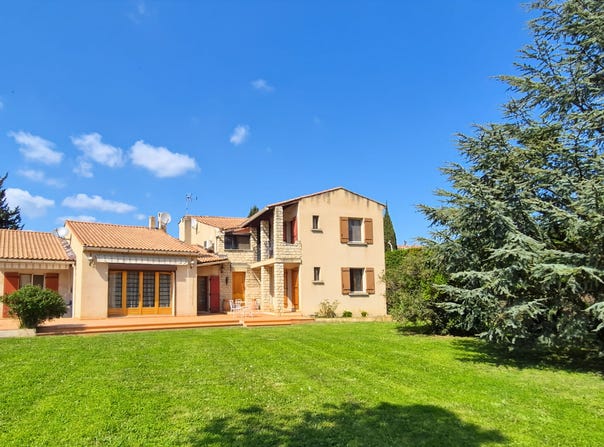 graveson, Provence-Alpes-Côte d'Azur 13690